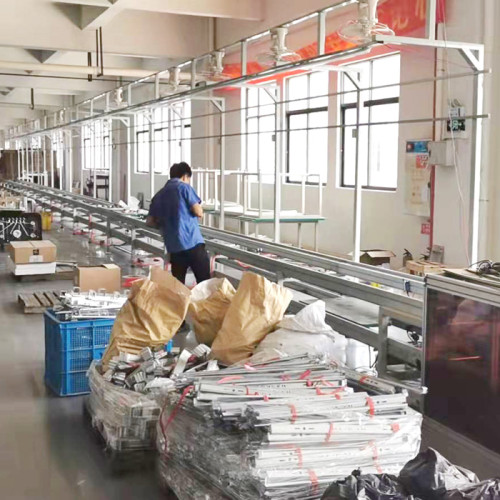 В августе 2020 года инвестировано в новую линию сборки газовой плиты и вытяжки.