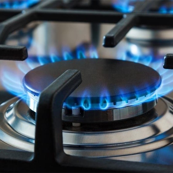 How to Use a Gas Stove Safely?