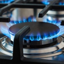 How to Use a Gas Stove Safely?