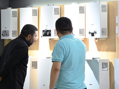 From Canton Fair Meetings to Factory Visits: Inside Greaidea's Gas Water Heater Manufacturing