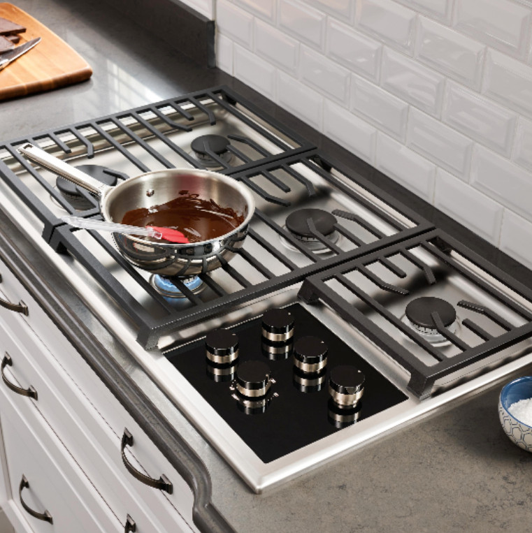 Glass vs. Stainless Steel Gas Hob: Which Is Better?