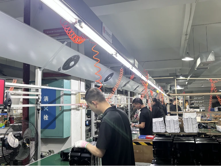 Greaidea's gas water heater production line