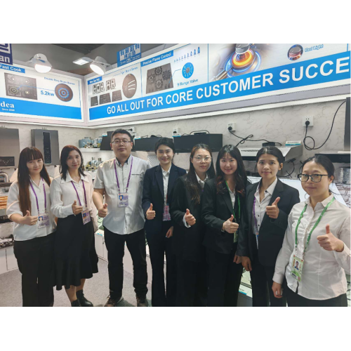 Кантонская ярмарка, день 1: Greaidea блистает высококачественной продукцией на стенде 3.1Y15-16