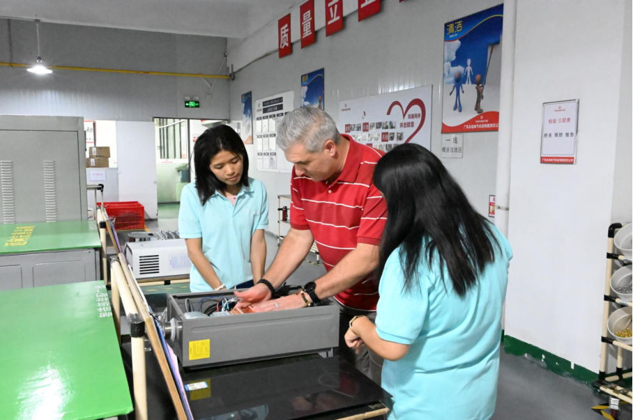 Greaidea's customers understand the inner workings of a gas water heater