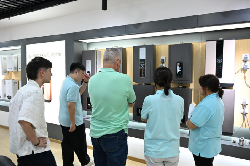 Customers visit Greaidea's gas water heater factory