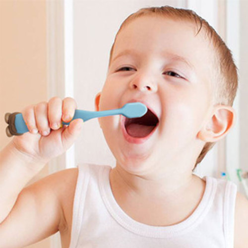 儿童宽头牙刷（非电动） H01-009