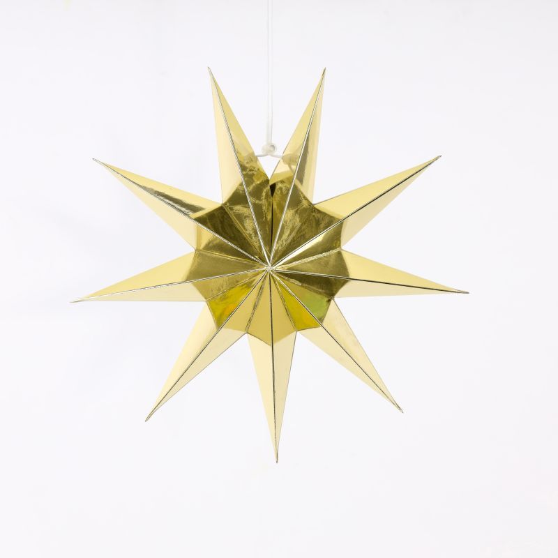 gold 9 pointed paper stars