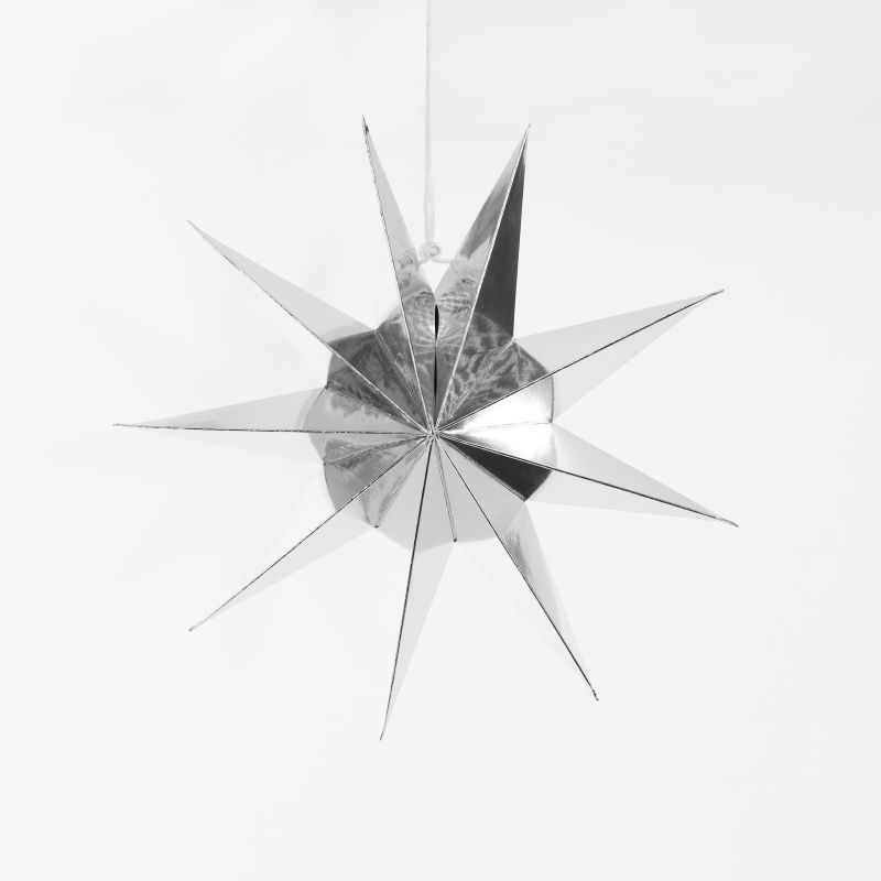 sliver 9 pointed paper stars