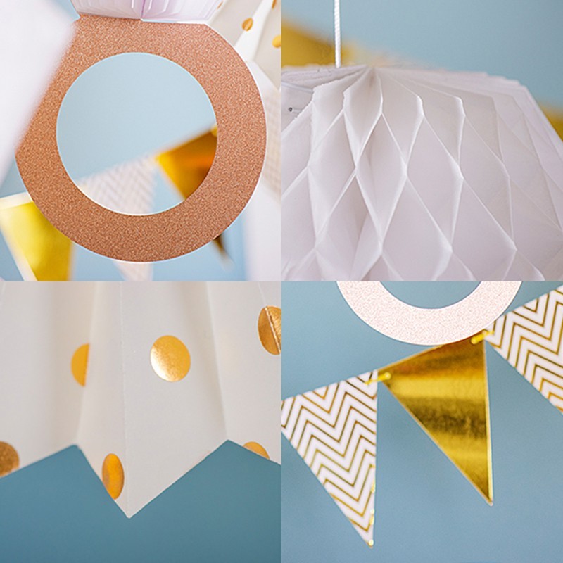 details of the paper decor