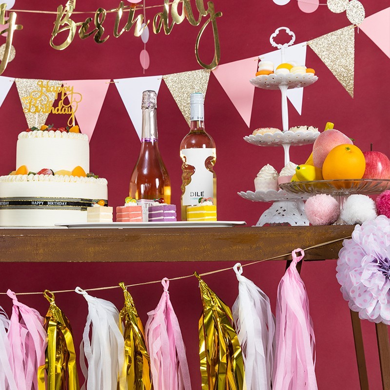 Details of Pink Birthday Party Decorations
