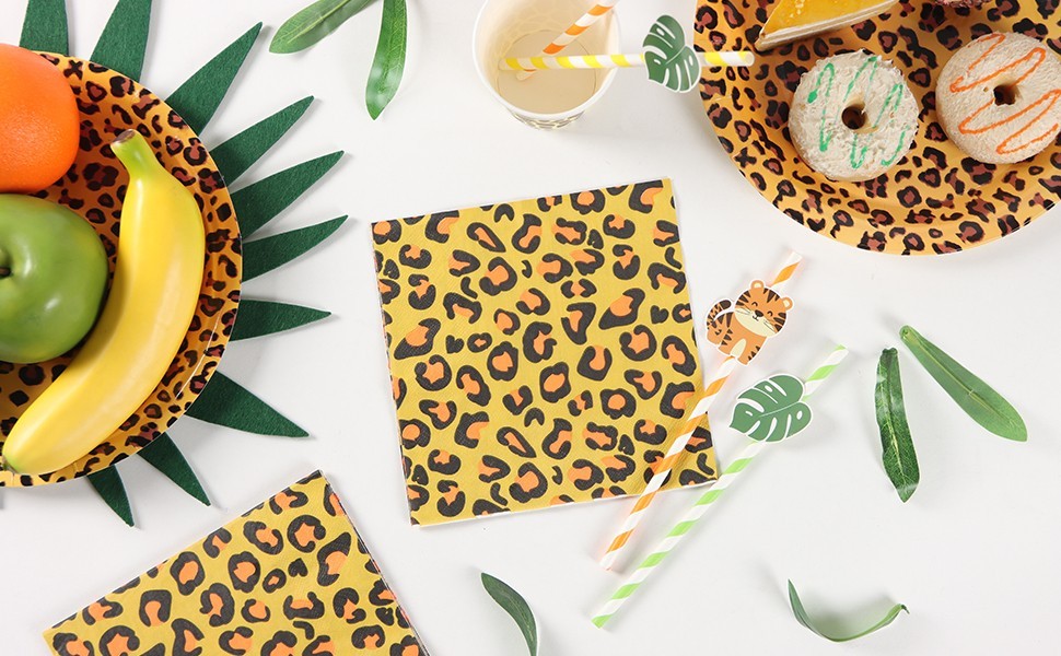 Leopard Party tableware