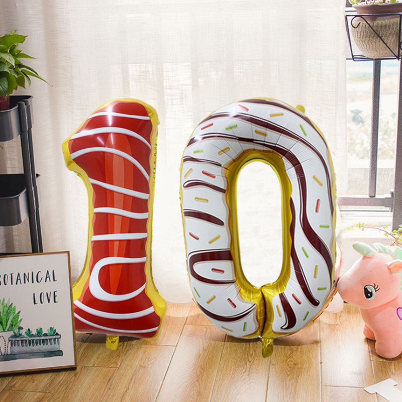 donut number balloons