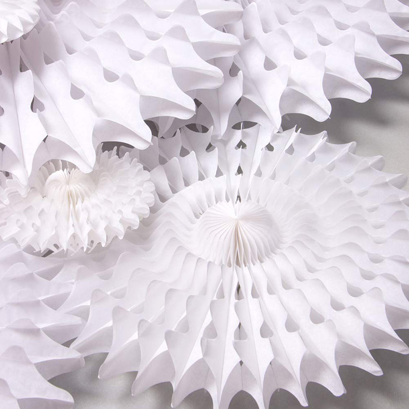 Details of White Paper Fan Decorations