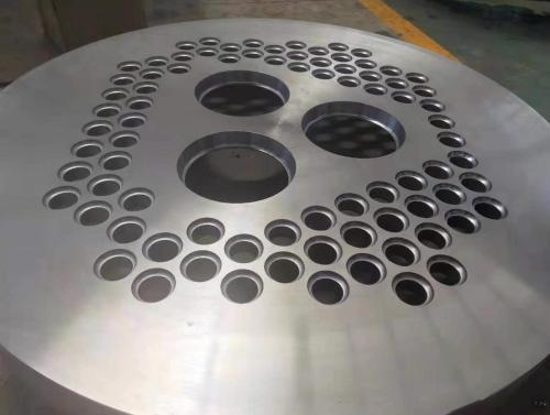 Customized tube sheet in carbon stainless alloy steel for heavy industry use
