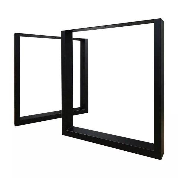 Quadratisches Tischbein aus Metallrohr