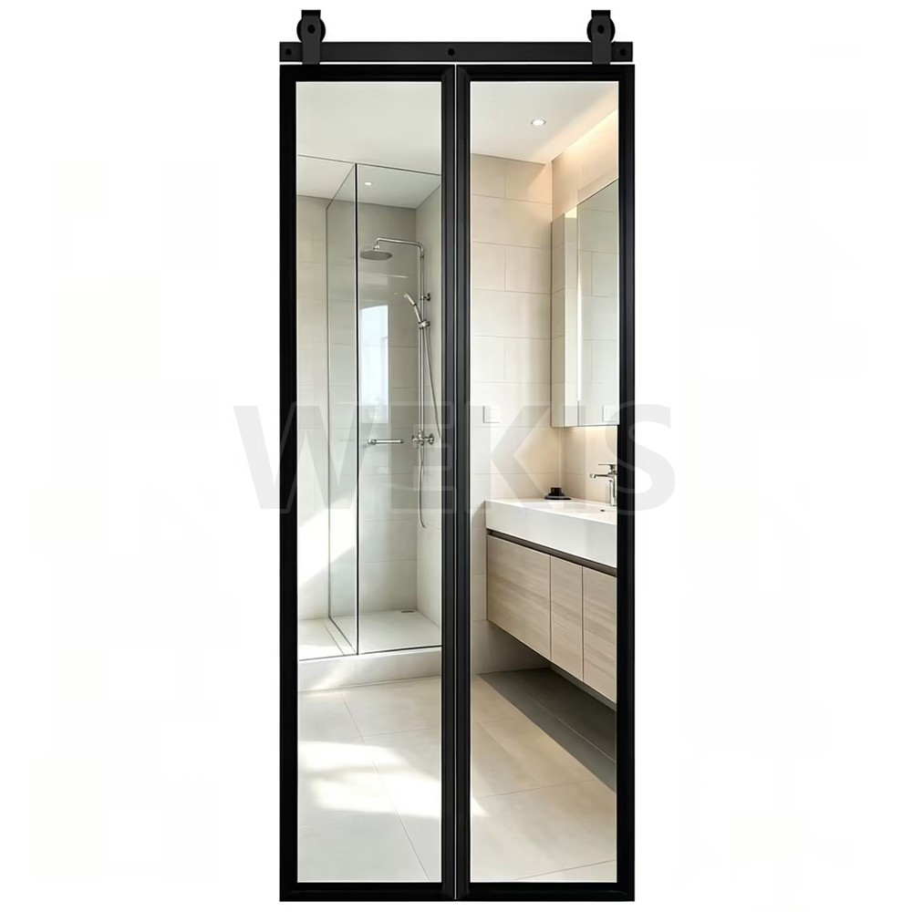 Mirror bifold barn door closing an ensuite bathroom opening