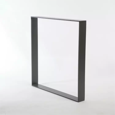 Металлическая ножка стола квадратной формы в минималистском стиле