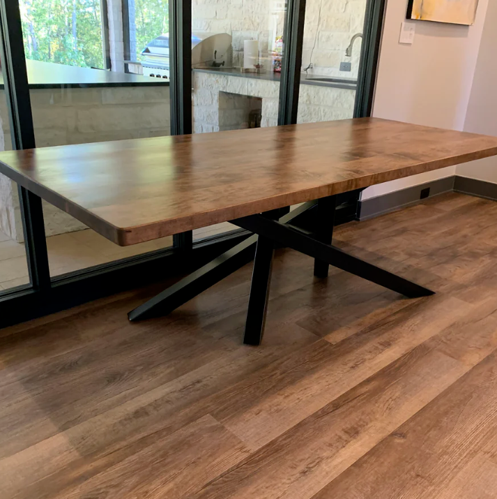 Combining Countertops with Spider Table Legs: What You Need to Know