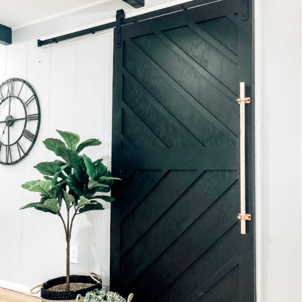 5 причин, почему амбарные двери являются самой популярной тенденцией в дизайне домов