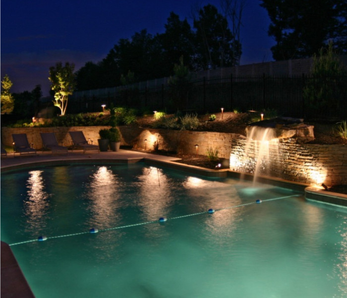 Trois raisons pour lesquelles votre piscine a besoin d'éclairage