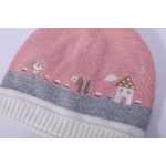 Vente en gros Camiz.kids Girls's Beanie Cashmere Blend Soft Top avec un joli motif de pompon