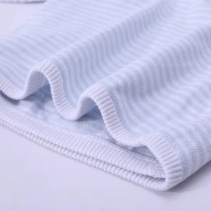 Großhandelsneugeborener Kaschmir-Strickpullover mit Knopf China-Lieferant