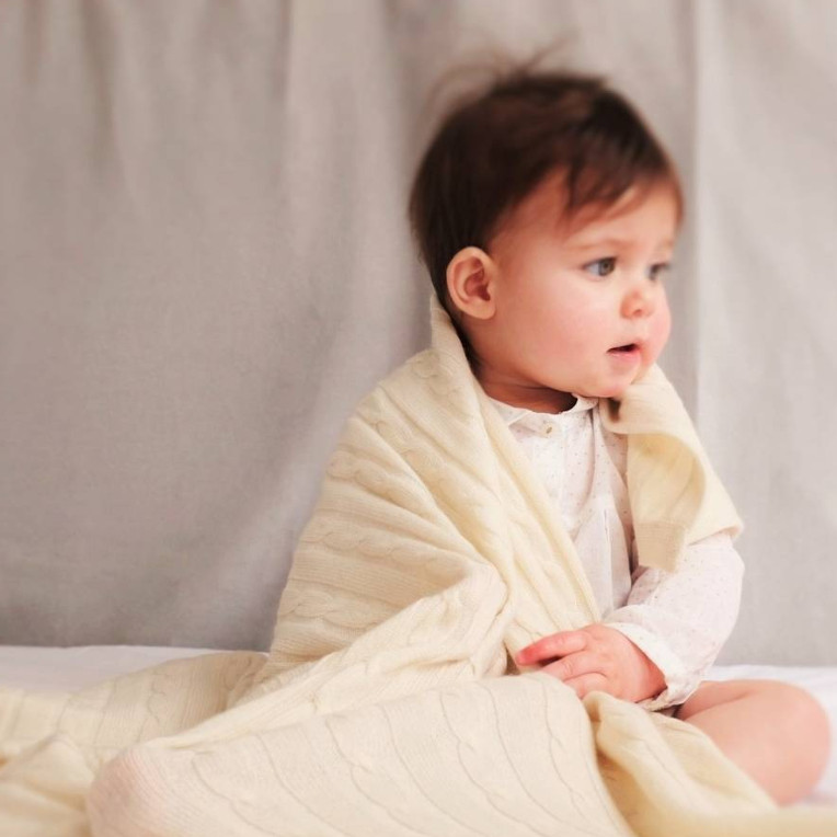 Cashmere Blankets For Your Baby: Cashmere Is Never Too Young