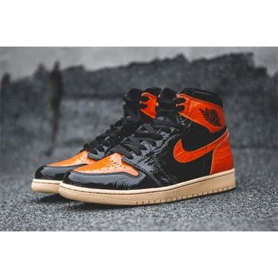 Brother Sports Air Jordan 1mid AJ1 reverse ban, black and red toe 554724-074 basketball shoes