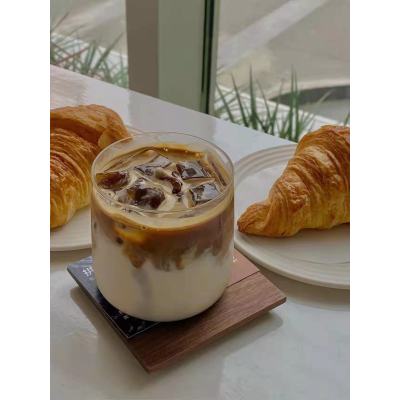 Fresh artisanal coffee beans faqiduo coffee work, home study