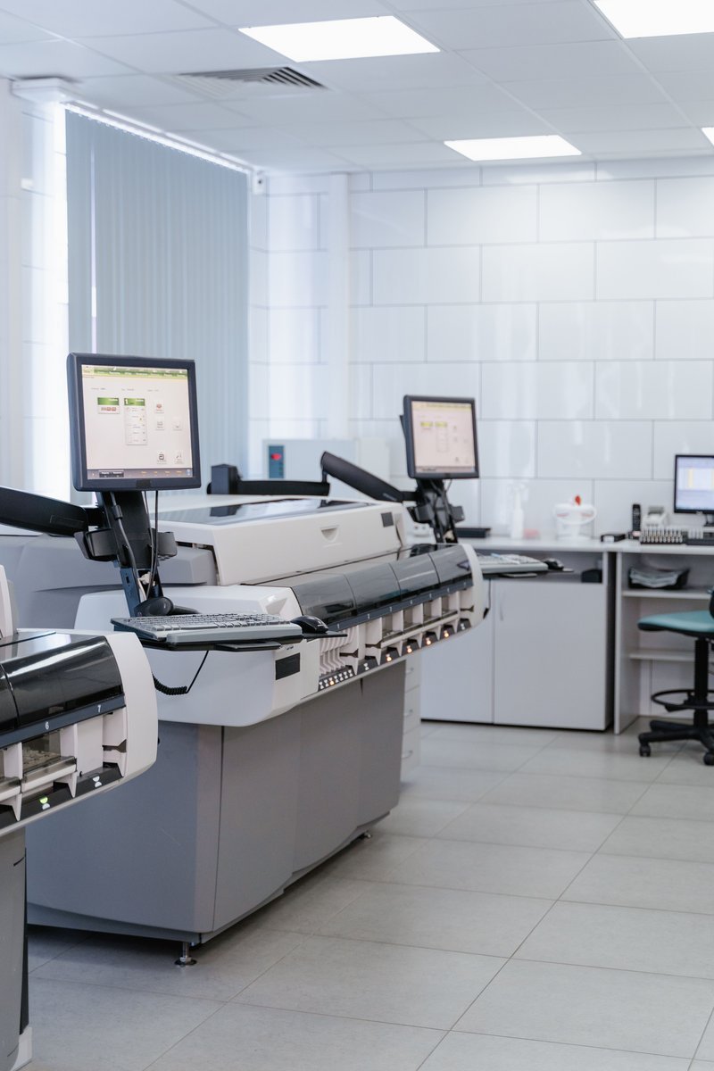DTG printer operator