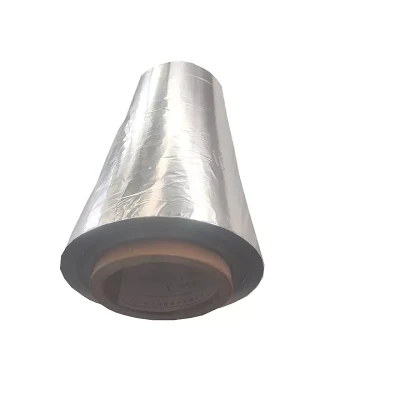 Aislamiento con respaldo de papel de aluminio