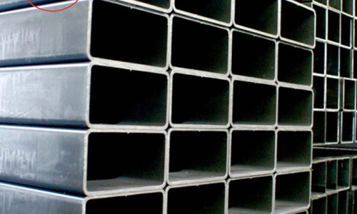 What factors will affect the feeding accuracy of square tube?