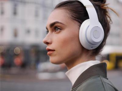 What is the Difference Between Noise-cancelling Headphones and Ordinary Headphones