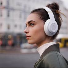 What is the Difference Between Noise-cancelling Headphones and Ordinary Headphones