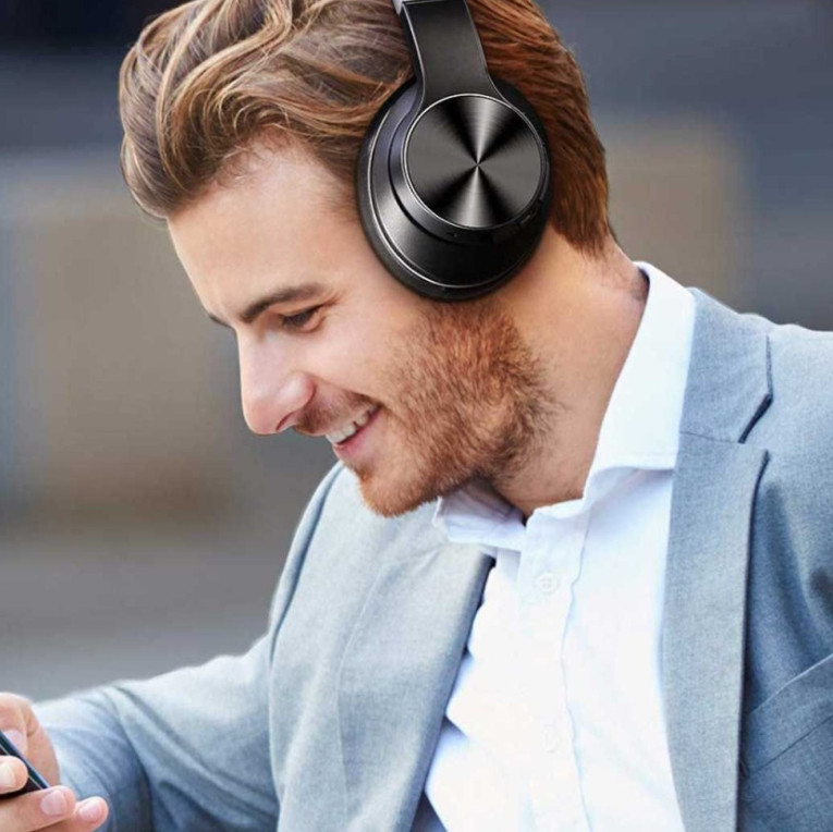 Are Noise Canceling Headphones Safe?