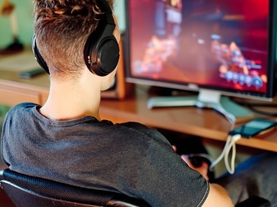 Key Differences Between Wired and Wireless Gaming Headsets