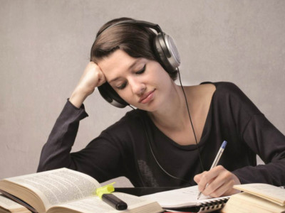 Healthy Use of Headphones: How Loud and How Long?