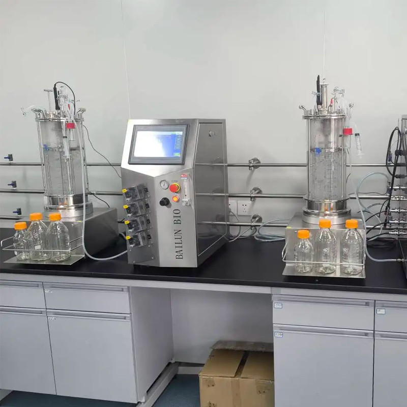 animal cell bioreactor