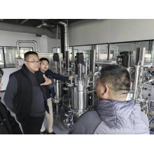Professor Wang Tengfei from Qilu University of Technology went to Beilun Songjiang Laboratory to discuss cooperation on big data and models for biological reactions!