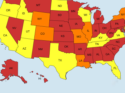 Why does synthetic biology in the United States monopolize 40% of the global market?