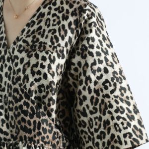 213355 V-neck Leopard Loose Short Sleeve Dress