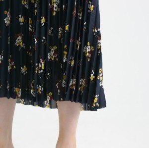 210526 Lady Pleated Skirt