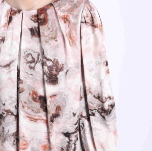 224030 Top Estampado Manga Larga Cuello Redondo
