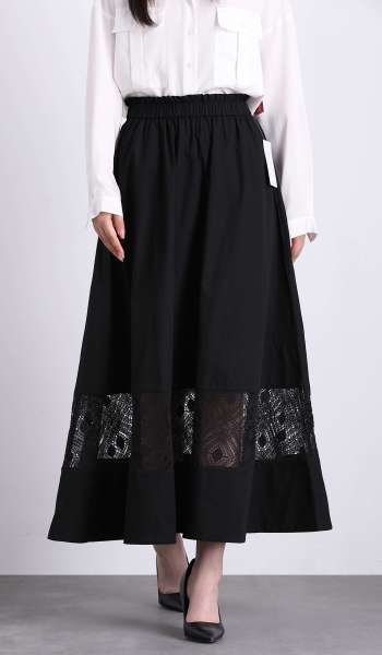 223130 Elastic Waist Skirt with Lace