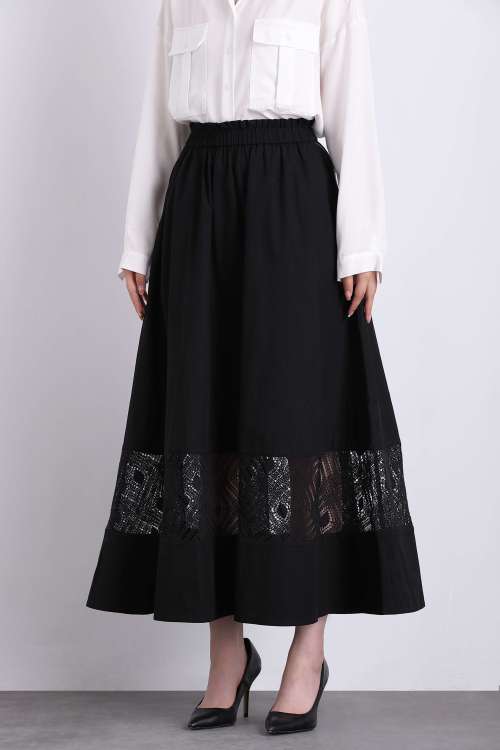 223130 Elastic Waist Skirt with Lace