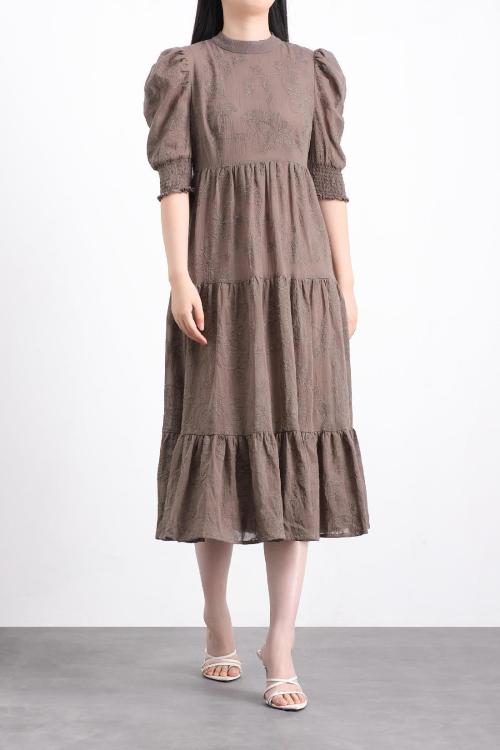 Grey green embroidered standing neck short sleeve dress