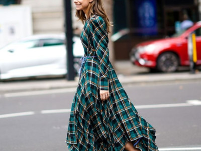 Tips on How to Look Stylish in a Long Dress