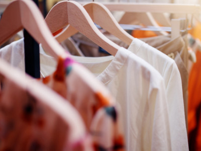 Capturing the Market: Exploring the Advantages of Women's Clothing Retailing