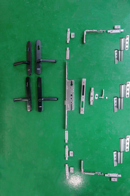 Double Glazed Soundproof Aluminum Hinge Casement Door Hardware