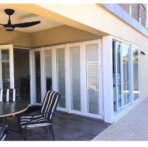High Quality UPVC Sliding Corner Door, Double Glazing, Modern Style, Patio Door, For Living Room